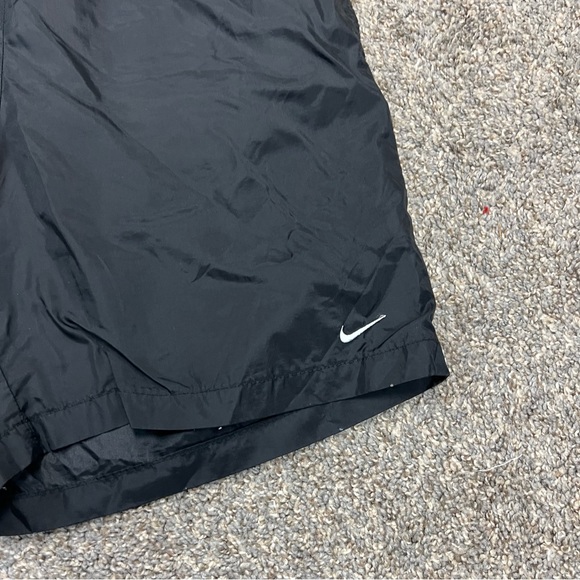 Vintage Nike shorts mens XL black white spell out baggy nylon swimtrunks - Picture 2 of 10